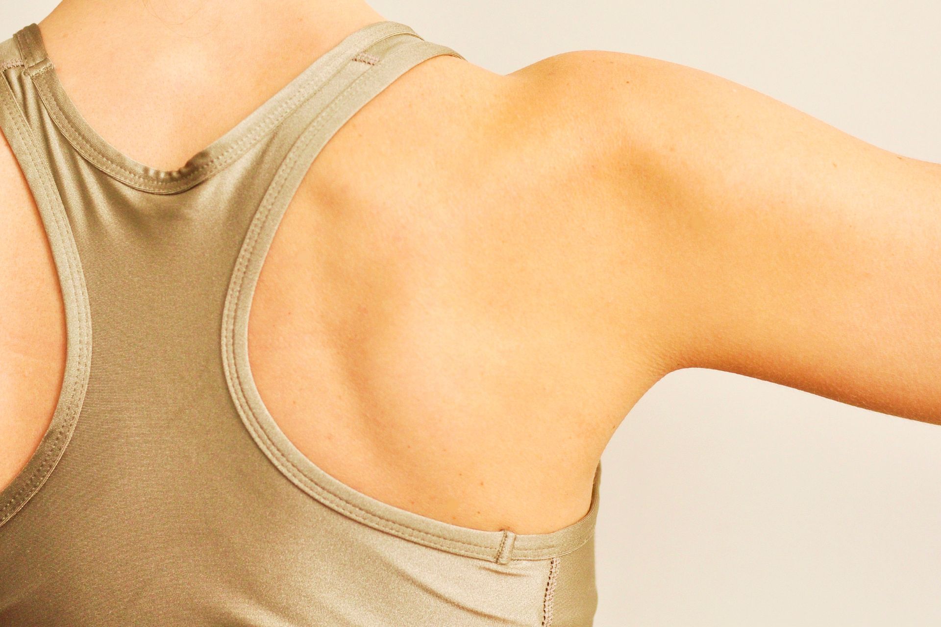 Shoulder Pain & Osteopathy: How to Restore Mobility & Reduce Discomfort